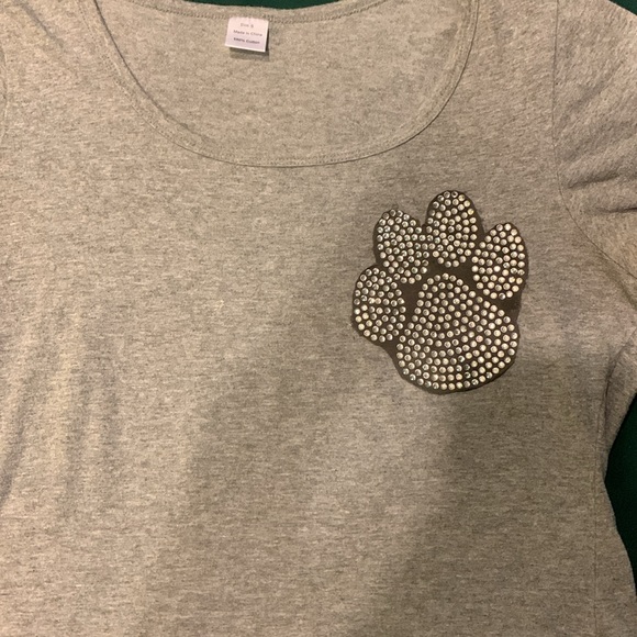 pajama jeans Tops - Pajama jeans vintage shirt with Rhinestone Paw Design